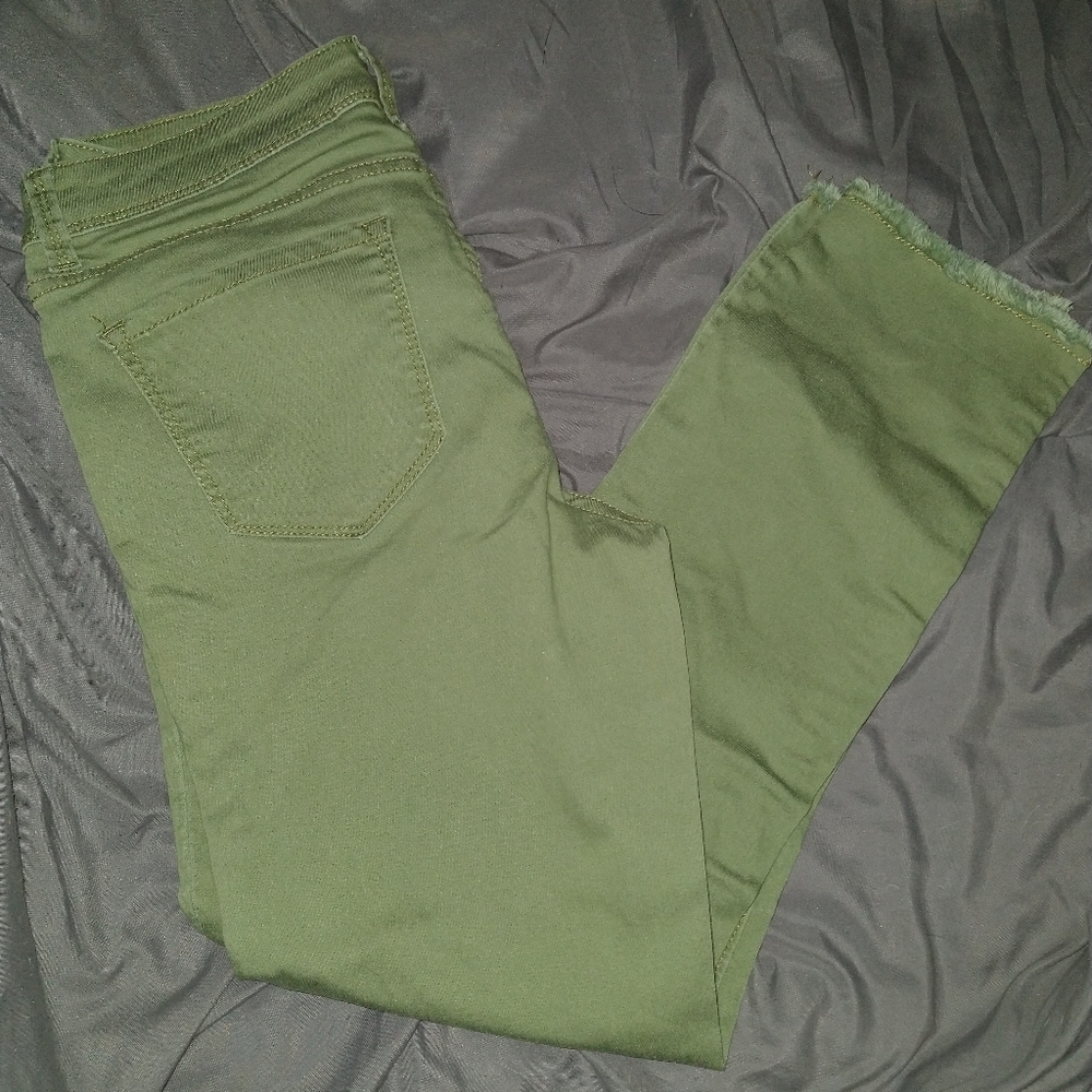 Green Mid-Rise Skinny Denim Sz. 6 NWOT